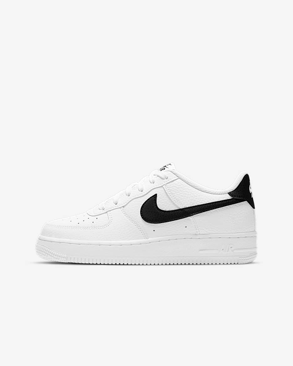 Nike Air Force 1 (Classic)
