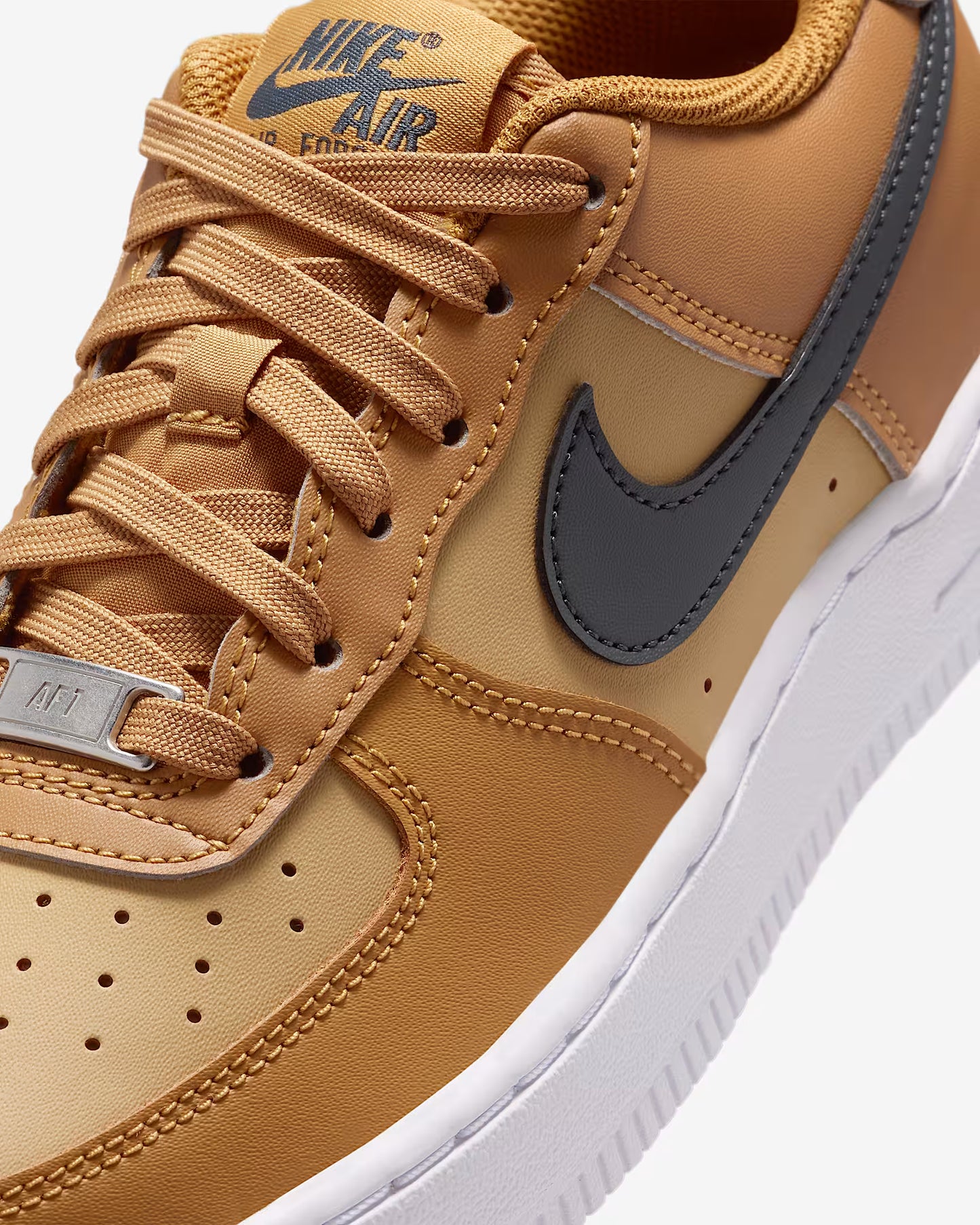 Nike Air Force 1 (Classic)