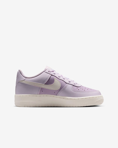 Nike Air Force 1 (Classic)