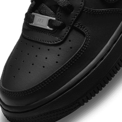 Nike Air Force 1 LE