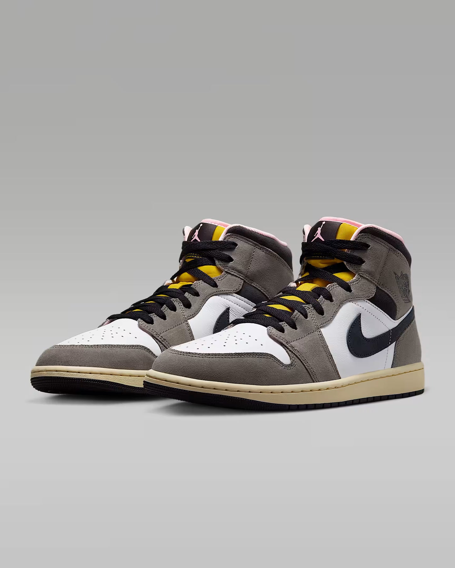 Air Jordan 1 Mid SE