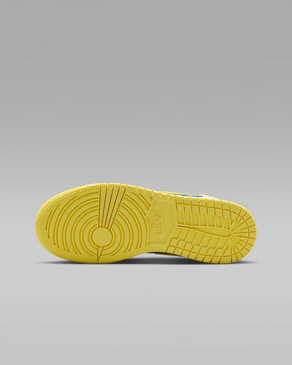 Air Jordan 1 Mid Sneaker School