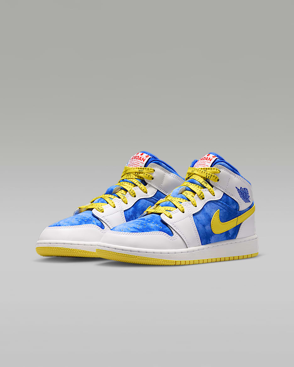 Air Jordan 1 Mid Sneaker School