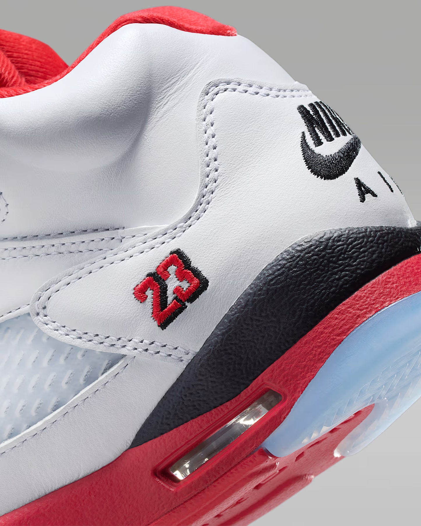 Air Jordan 5 Retro "Fire Red Black Tongue"