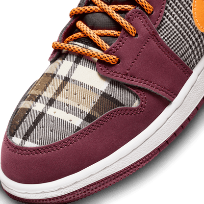 Jordan 1 Mid SE (Limited Edition)